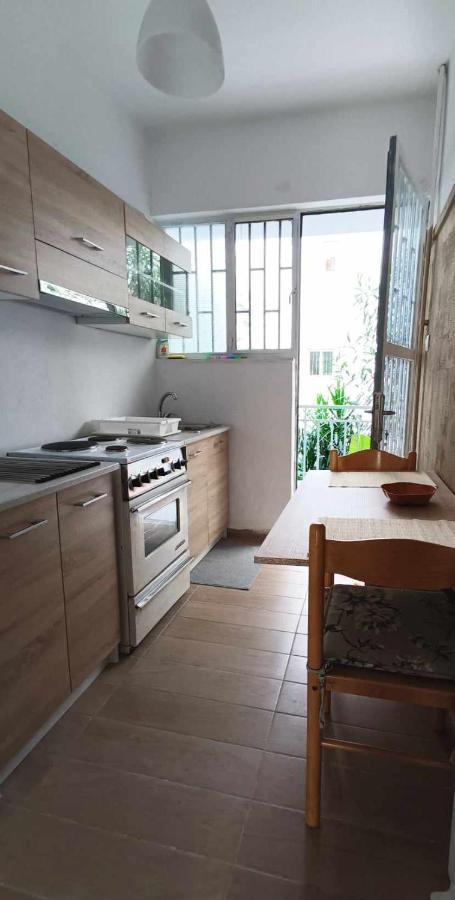 Apartment By The Sepolia Metro أثينا المظهر الخارجي الصورة